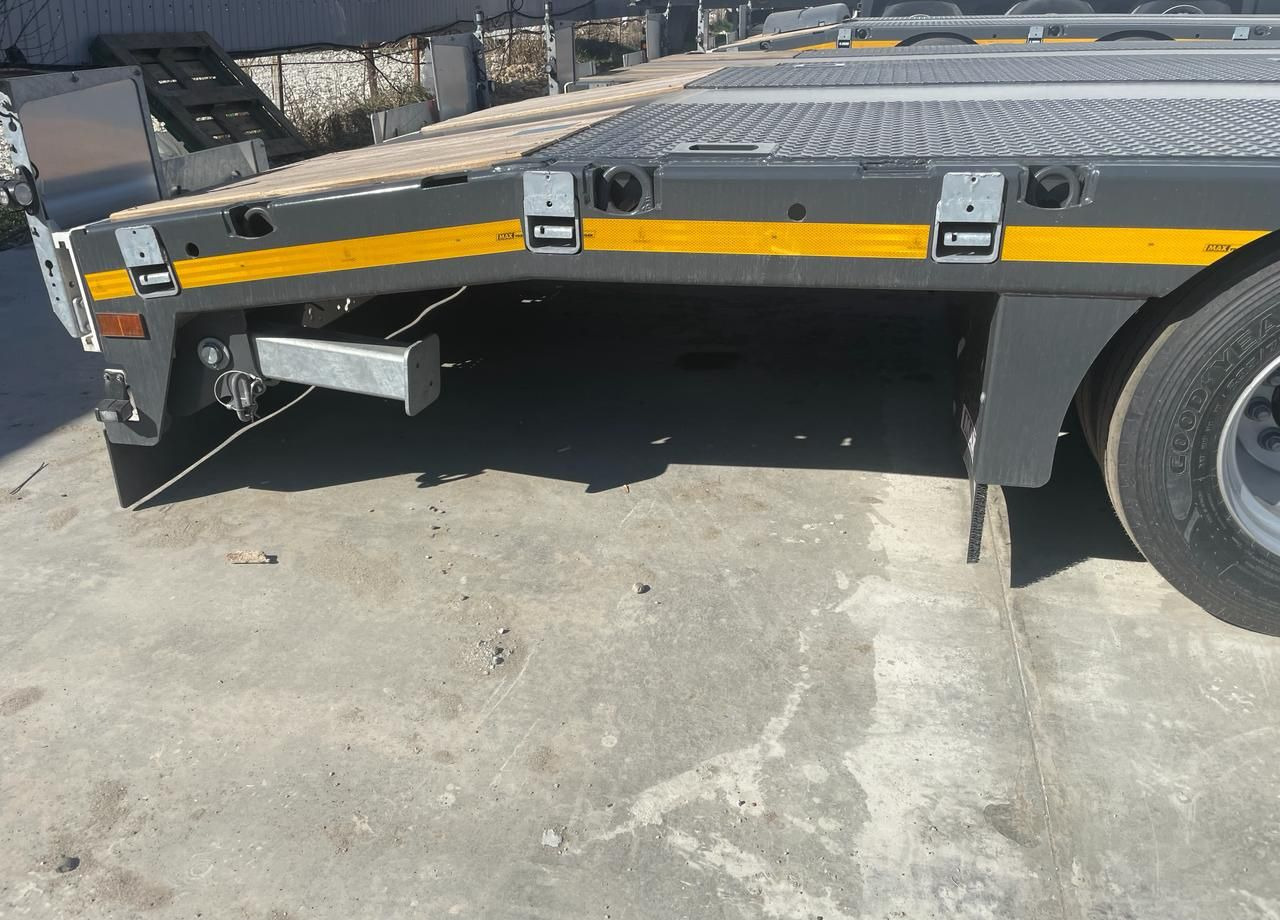 Низкорамный полуприцеп Faymonville MultiMAX: фото 9 Низкорамный полуприцеп Faymonville MultiMAX: фото 9