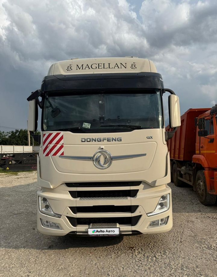 Dongfeng DFH - Тягач: фото 1 Dongfeng DFH - Тягач: фото 1