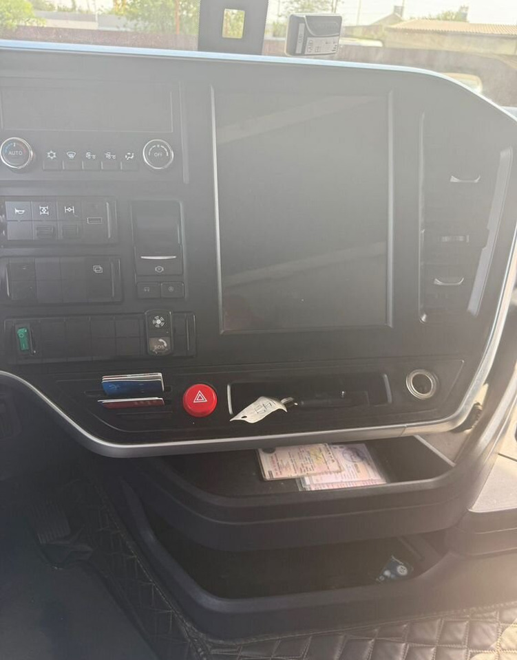 Тягач SANY D525: фото 8 Тягач SANY D525: фото 8