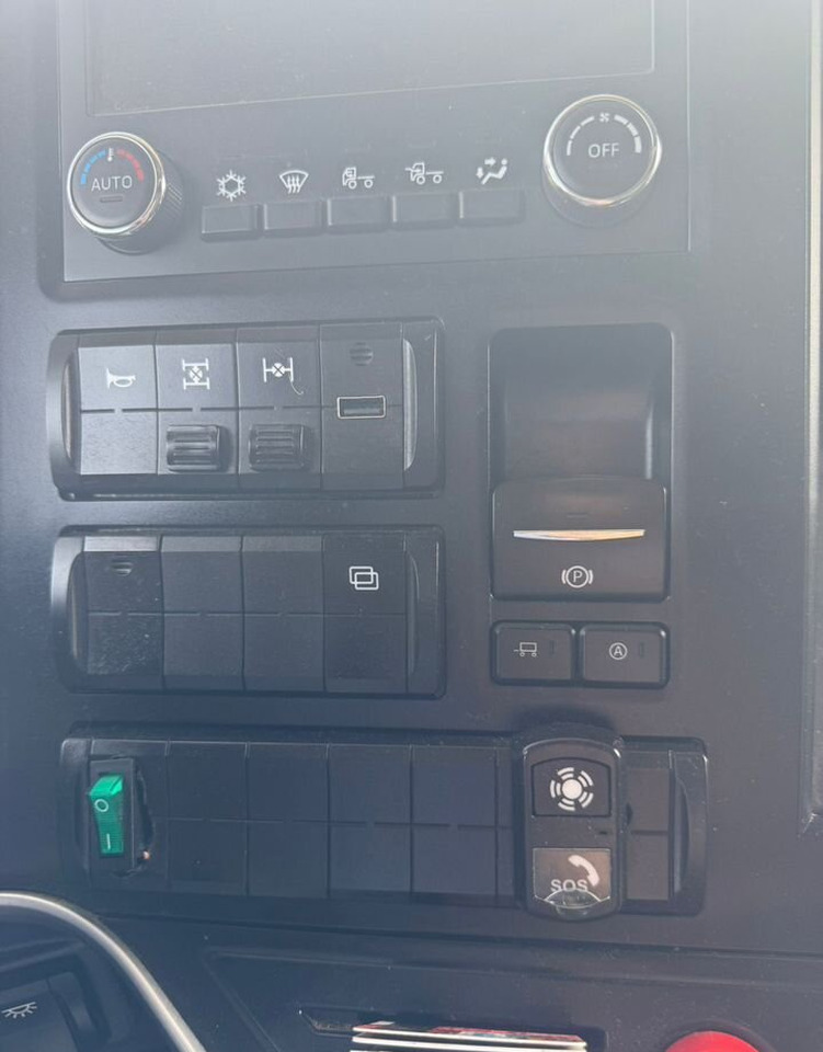 Тягач SANY D525: фото 11 Тягач SANY D525: фото 11