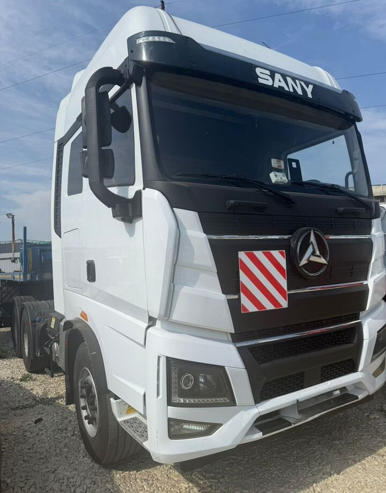 SANY D525 - Тягач: фото 2 SANY D525 - Тягач: фото 2