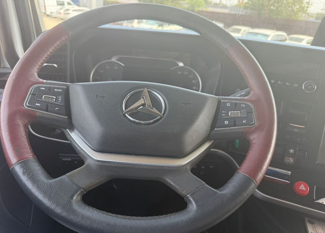 Тягач SANY D525: фото 9 Тягач SANY D525: фото 9