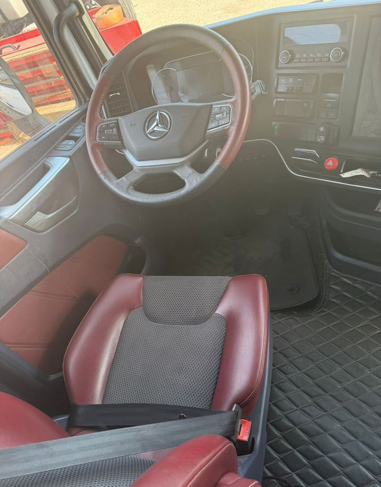 Тягач SANY D525: фото 10 Тягач SANY D525: фото 10