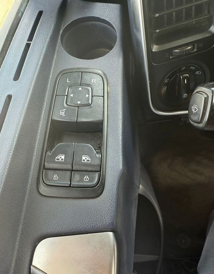 Тягач SANY D525: фото 15 Тягач SANY D525: фото 15