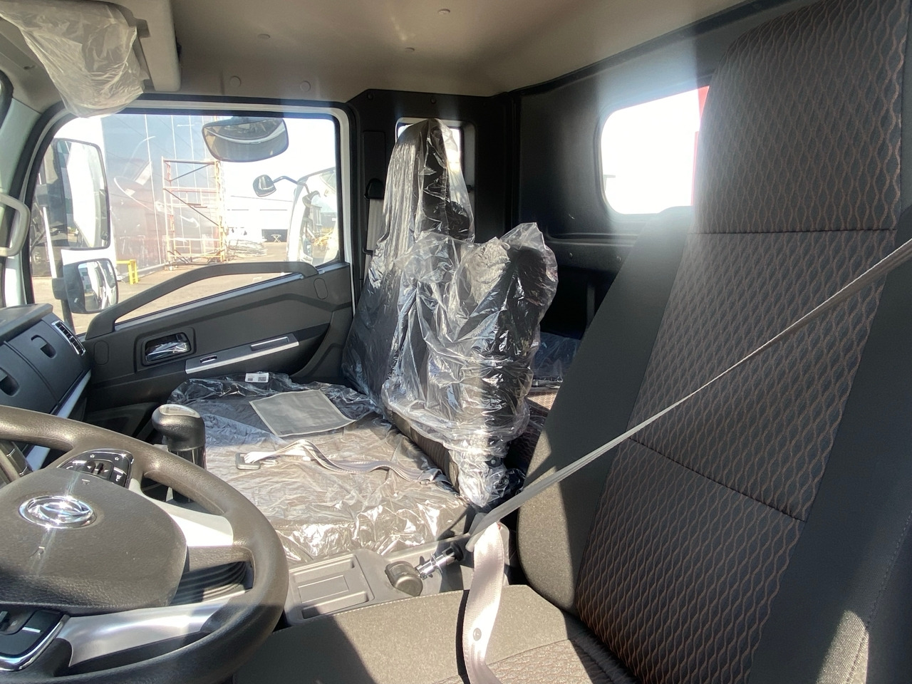 Новый Бортовой грузовик/ Платформа, Автоманипулятор Dongfeng C120L: фото 7
