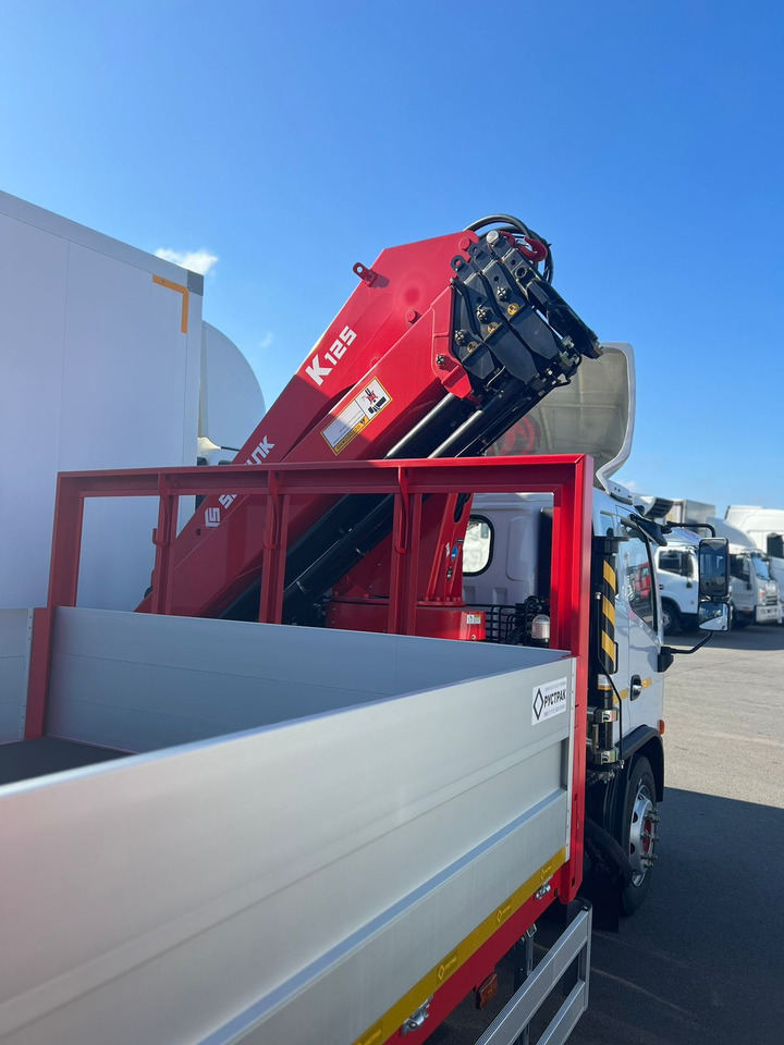 Dongfeng C120L - Бортовой грузовик/ Платформа, Автоманипулятор: фото 2 Dongfeng C120L - Бортовой грузовик/ Платформа, Автоманипулятор: фото 2