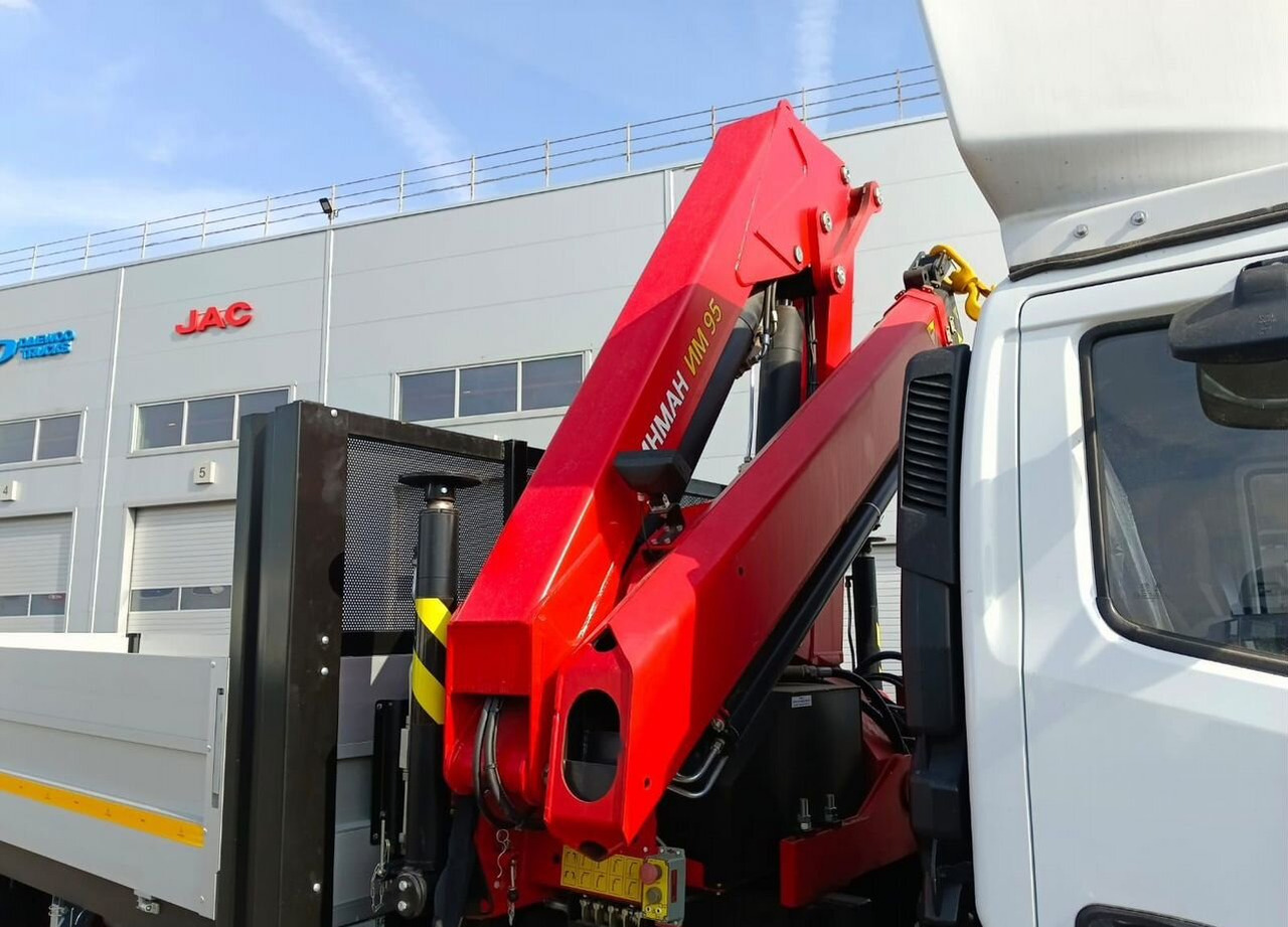 Dongfeng C120M - Бортовой грузовик/ Платформа, Автоманипулятор: фото 3 Dongfeng C120M - Бортовой грузовик/ Платформа, Автоманипулятор: фото 3