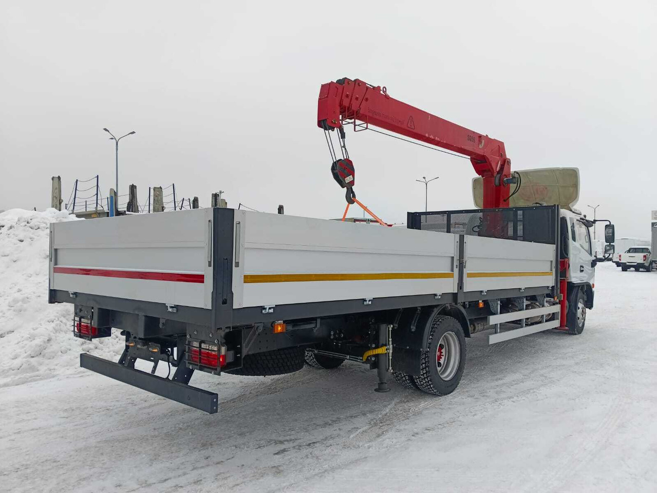 Новый Бортовой грузовик/ Платформа, Автоманипулятор Dongfeng C120S: фото 14 Новый Бортовой грузовик/ Платформа, Автоманипулятор Dongfeng C120S: фото 14