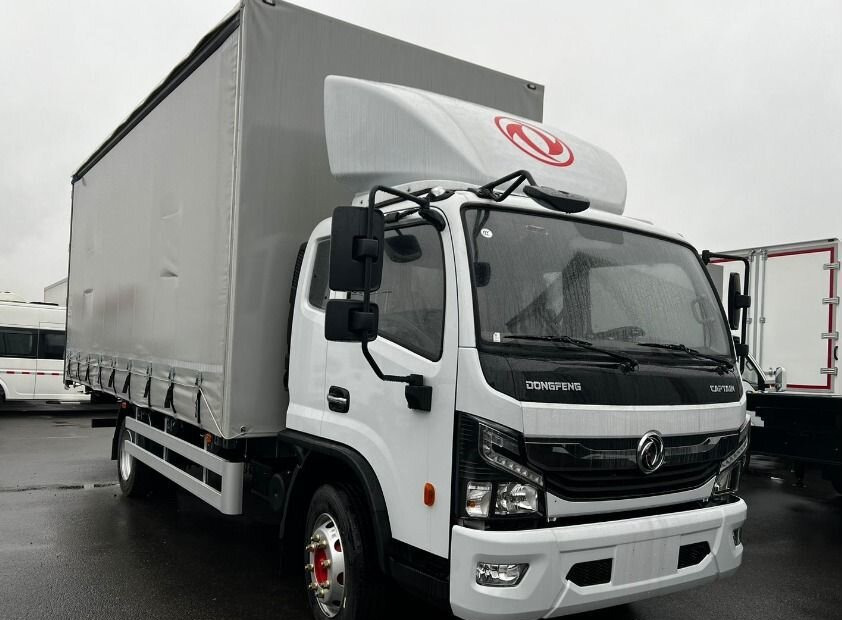 Dongfeng C80L - Тентованный грузовик: фото 1 Dongfeng C80L - Тентованный грузовик: фото 1