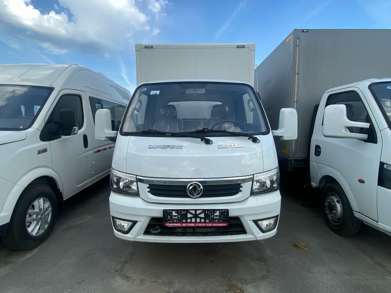 Dongfeng Captain-T - Грузовик с закрытым кузовом: фото 1 Dongfeng Captain-T - Грузовик с закрытым кузовом: фото 1