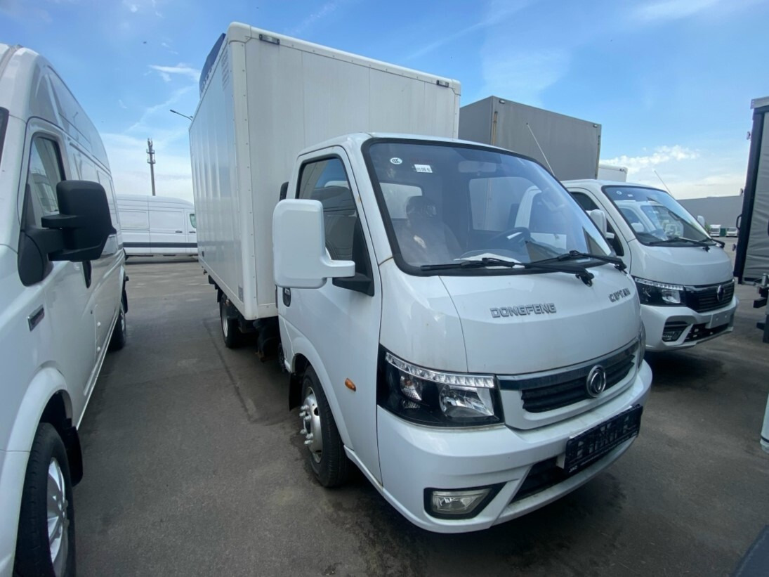Dongfeng Captain-T - Грузовик с закрытым кузовом: фото 3 Dongfeng Captain-T - Грузовик с закрытым кузовом: фото 3