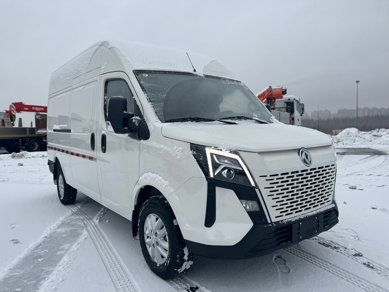 Новый Цельнометаллический фургон Dongfeng K33-5661: фото 19 Новый Цельнометаллический фургон Dongfeng K33-5661: фото 19