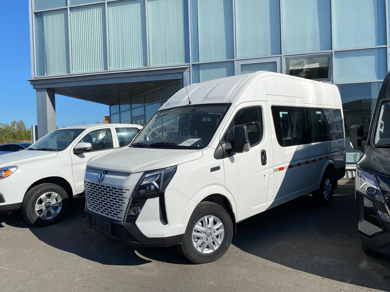 Dongfeng К33 - Микроавтобус, Пассажирский фургон: фото 2 Dongfeng К33 - Микроавтобус, Пассажирский фургон: фото 2