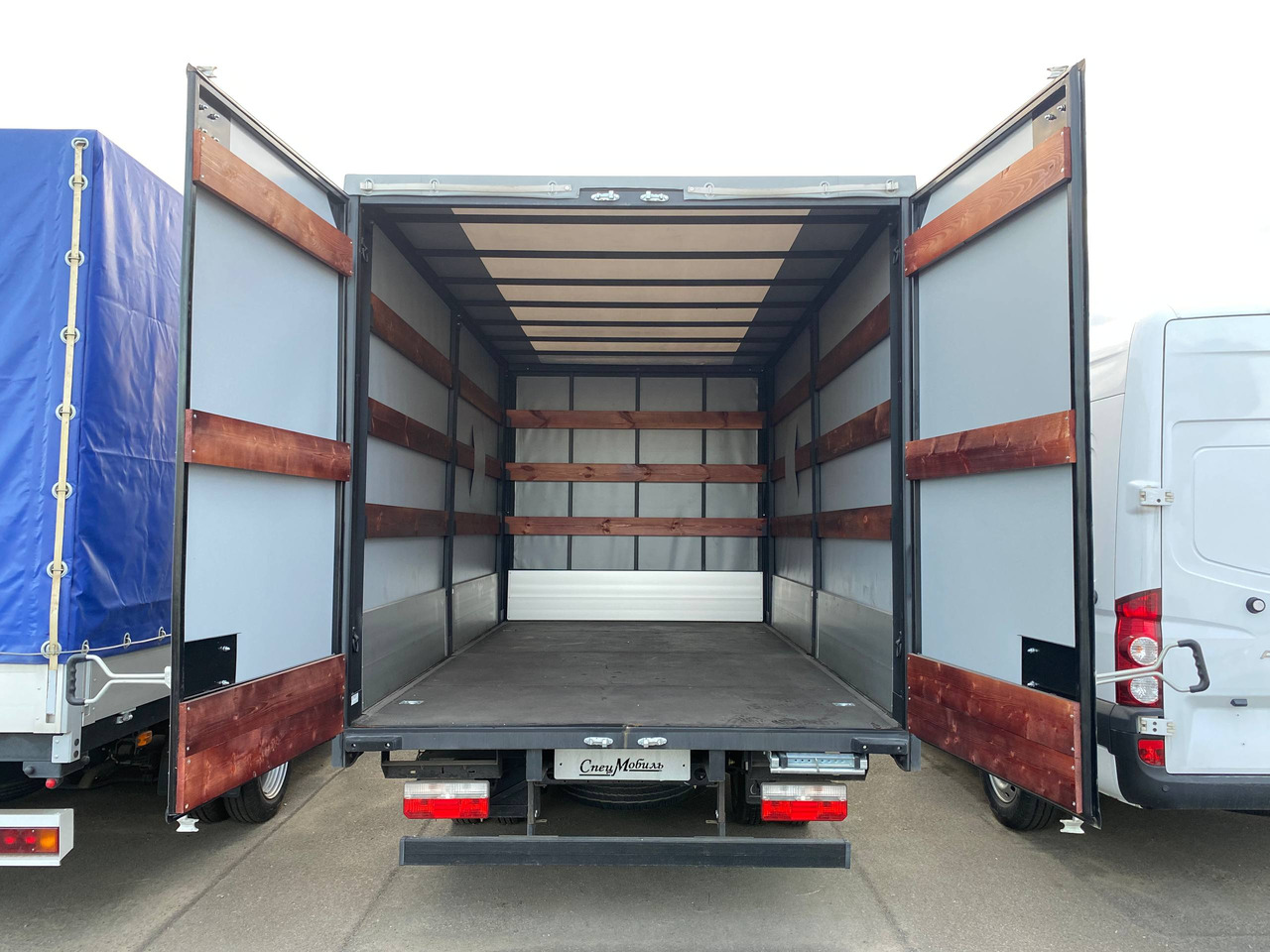 Новый Тентованный фургон Dongfeng Q35: фото 11 Новый Тентованный фургон Dongfeng Q35: фото 11