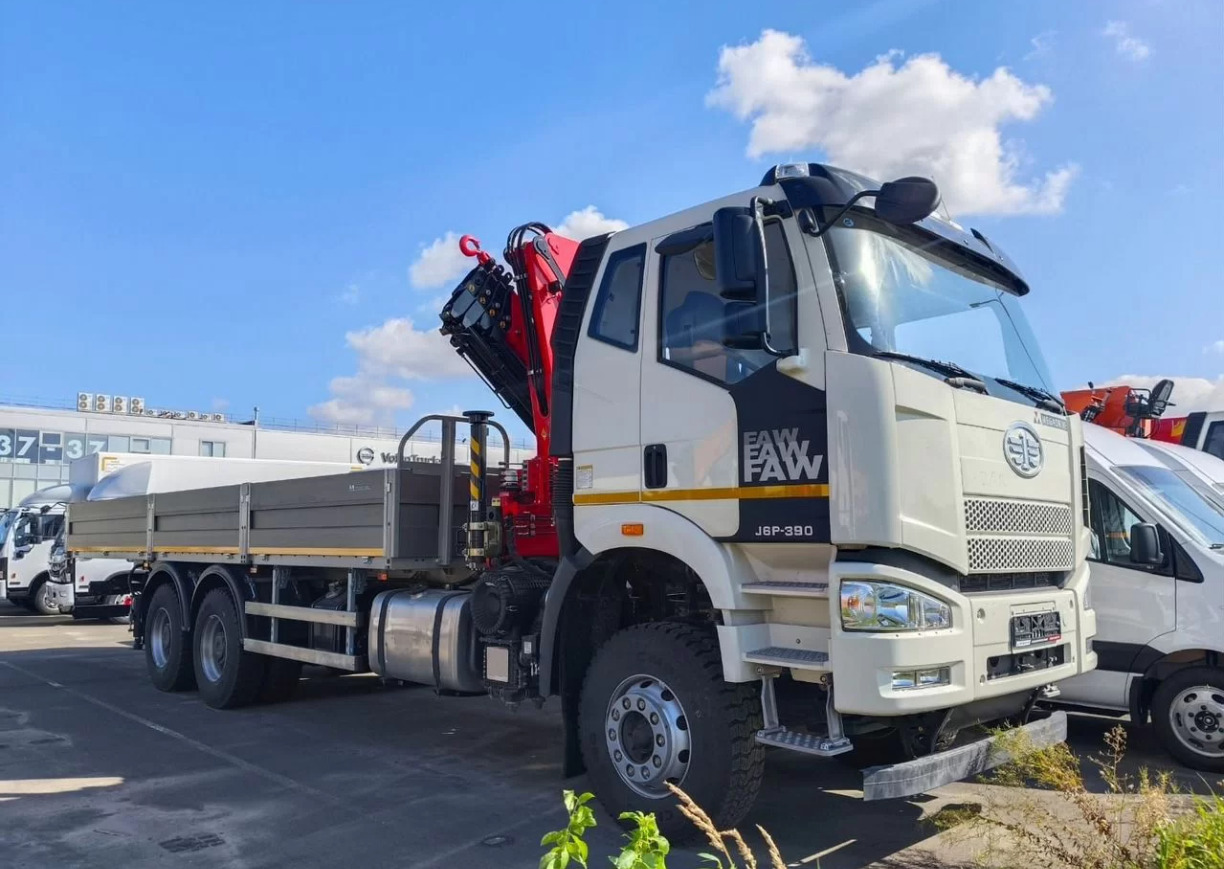 FAW 3250 - Бортовой грузовик/ Платформа, Автоманипулятор: фото 1 FAW 3250 - Бортовой грузовик/ Платформа, Автоманипулятор: фото 1