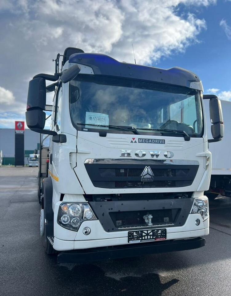 Howo T5G - Грузовик бортовой/ Платформа, Автоманипулятор: фото 2 Howo T5G - Грузовик бортовой/ Платформа, Автоманипулятор: фото 2