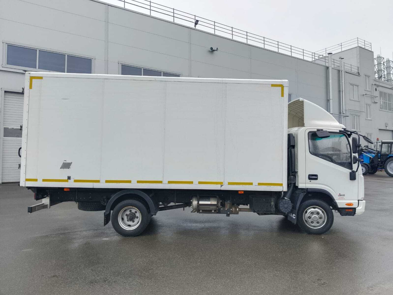 Новый Изотермический грузовик JAC N90L: фото 15