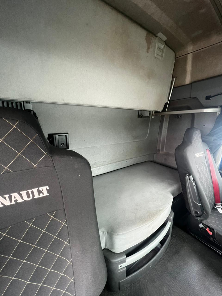 Тягач Renault T-Series: фото 7