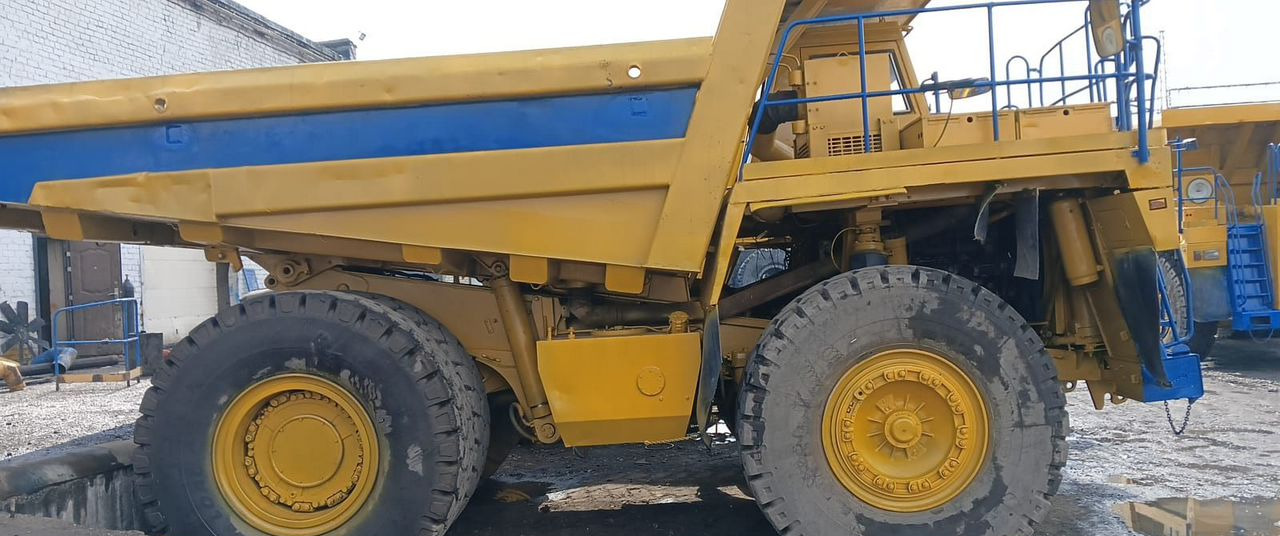 БелАЗ 7555 - Карьерный самосвал: фото 3 БелАЗ 7555 - Карьерный самосвал: фото 3