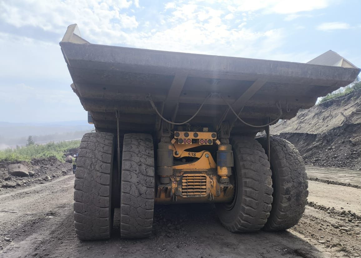 БелАЗ 7558 - Карьерный самосвал: фото 4 БелАЗ 7558 - Карьерный самосвал: фото 4