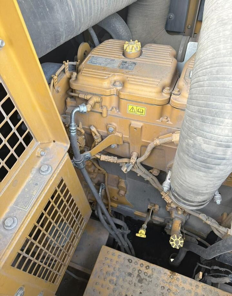 Гусеничный экскаватор CAT 395: фото 11 Гусеничный экскаватор CAT 395: фото 11