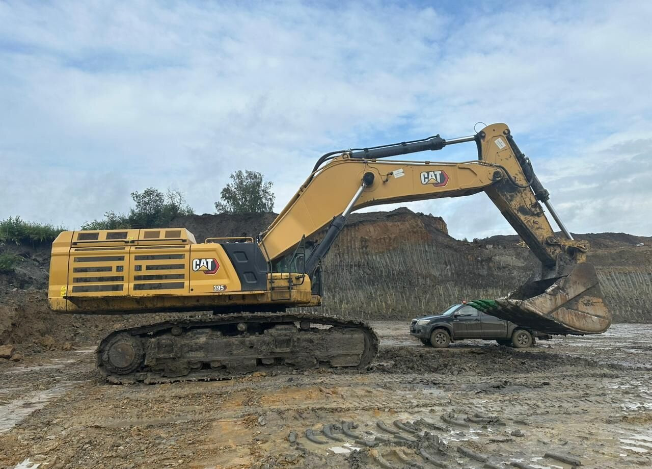 CAT 395 - Гусеничный экскаватор: фото 1 CAT 395 - Гусеничный экскаватор: фото 1