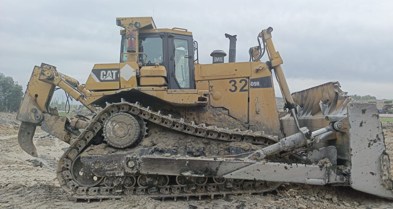 CAT D9R - Бульдозер: фото 2 CAT D9R - Бульдозер: фото 2