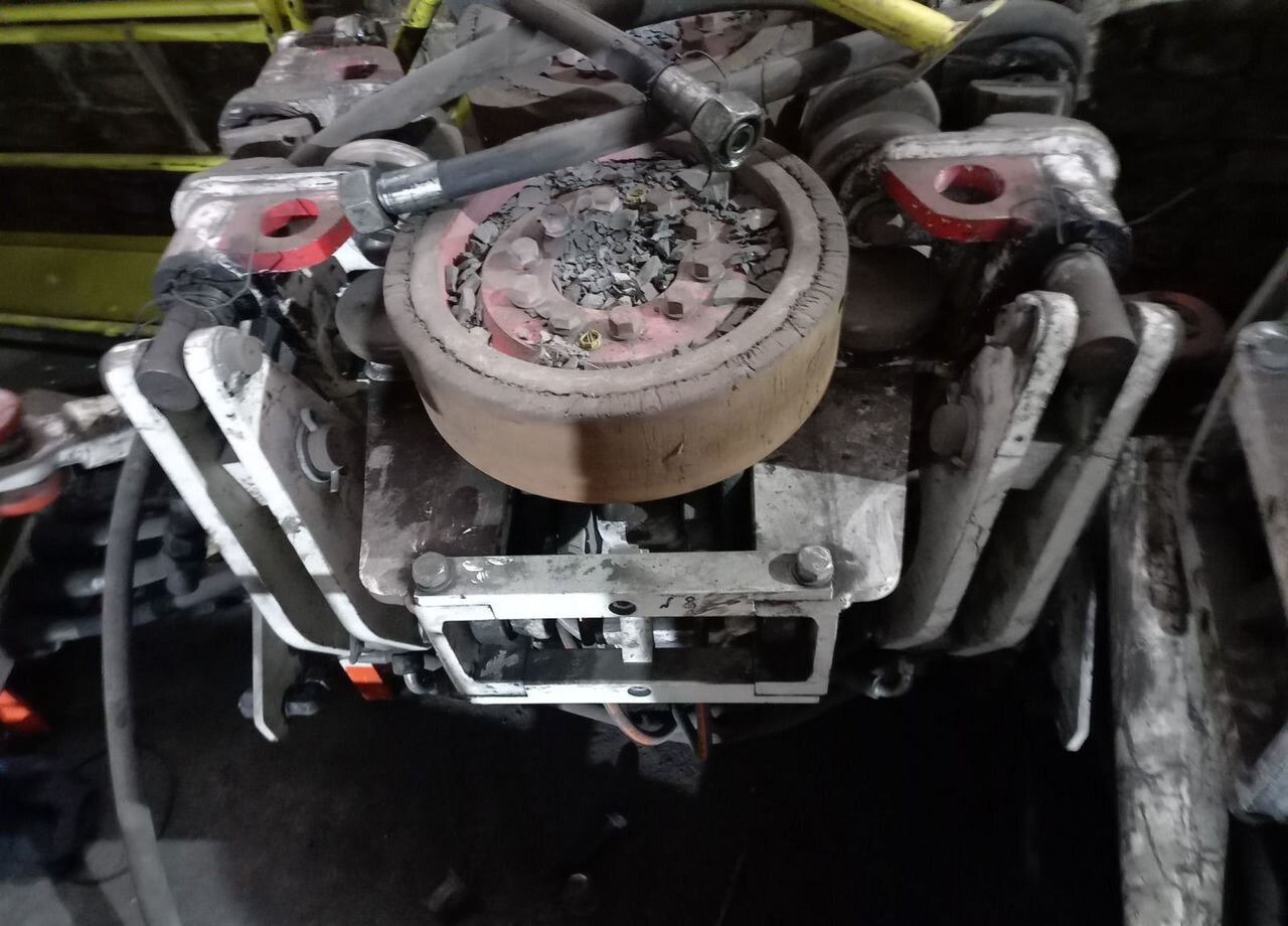 Горнодобывающая техника Дизель-гидравлический локомотив Scharf DZK 1800: фото 8