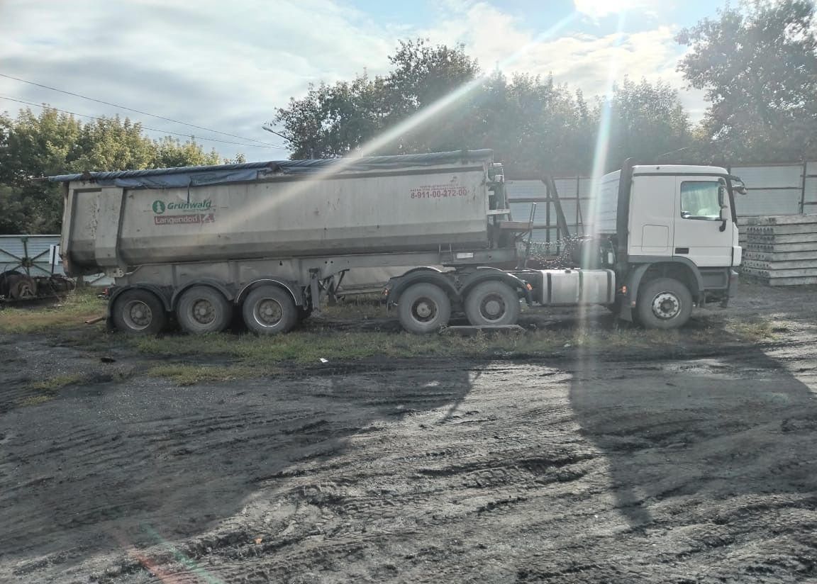 Grunwald 9453-0000010-50 - Самосвальный полуприцеп: фото 2 Grunwald 9453-0000010-50 - Самосвальный полуприцеп: фото 2