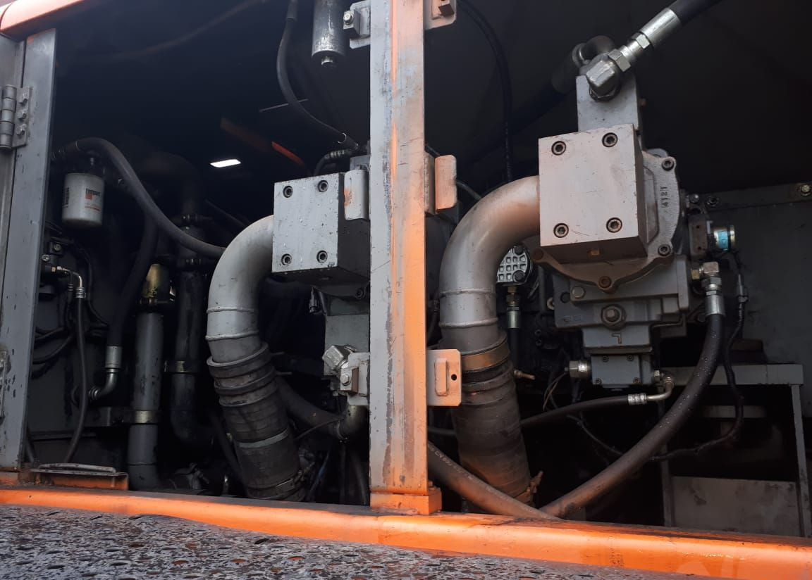 Гусеничный экскаватор Hitachi ZX870H-5G: фото 12 Гусеничный экскаватор Hitachi ZX870H-5G: фото 12