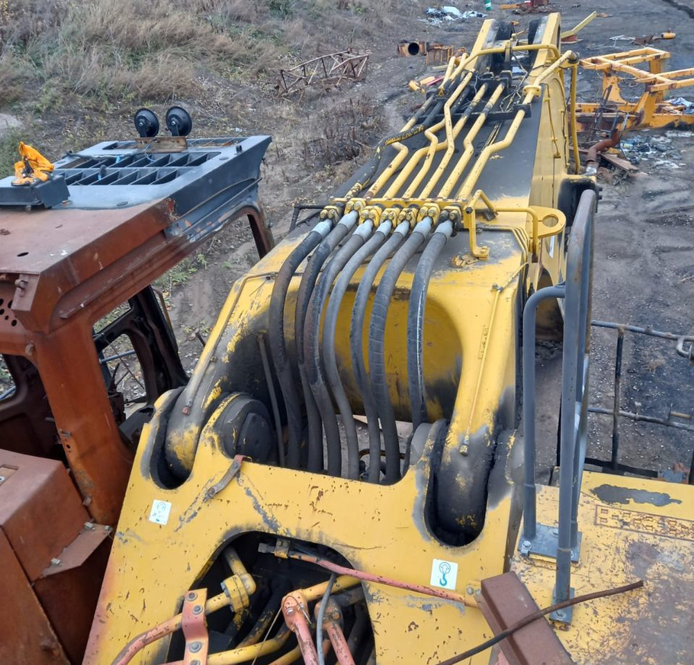 Komatsu PC1250-7 - Гусеничный экскаватор: фото 5 Komatsu PC1250-7 - Гусеничный экскаватор: фото 5