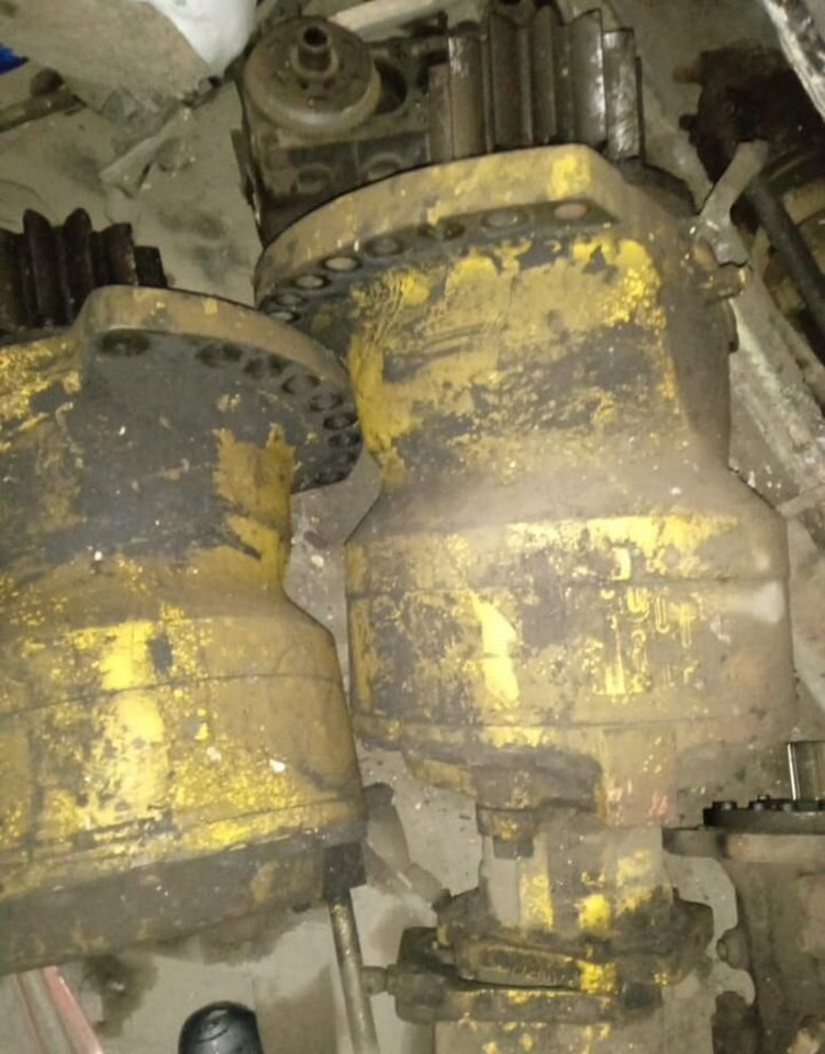 Komatsu Поворотный редуктор без гидромотора Komatsu PC1250 - Поворотный редуктор для Экскаваторов: фото 1 Komatsu Поворотный редуктор без гидромотора Komatsu PC1250 - Поворотный редуктор для Экскаваторов: фото 1