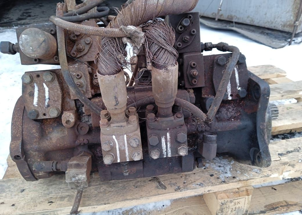 Насосы гидравлические экскаватора Komatsu PC1250-7 - Гидравлический насос для Экскаваторов: фото 2 Насосы гидравлические экскаватора Komatsu PC1250-7 - Гидравлический насос для Экскаваторов: фото 2