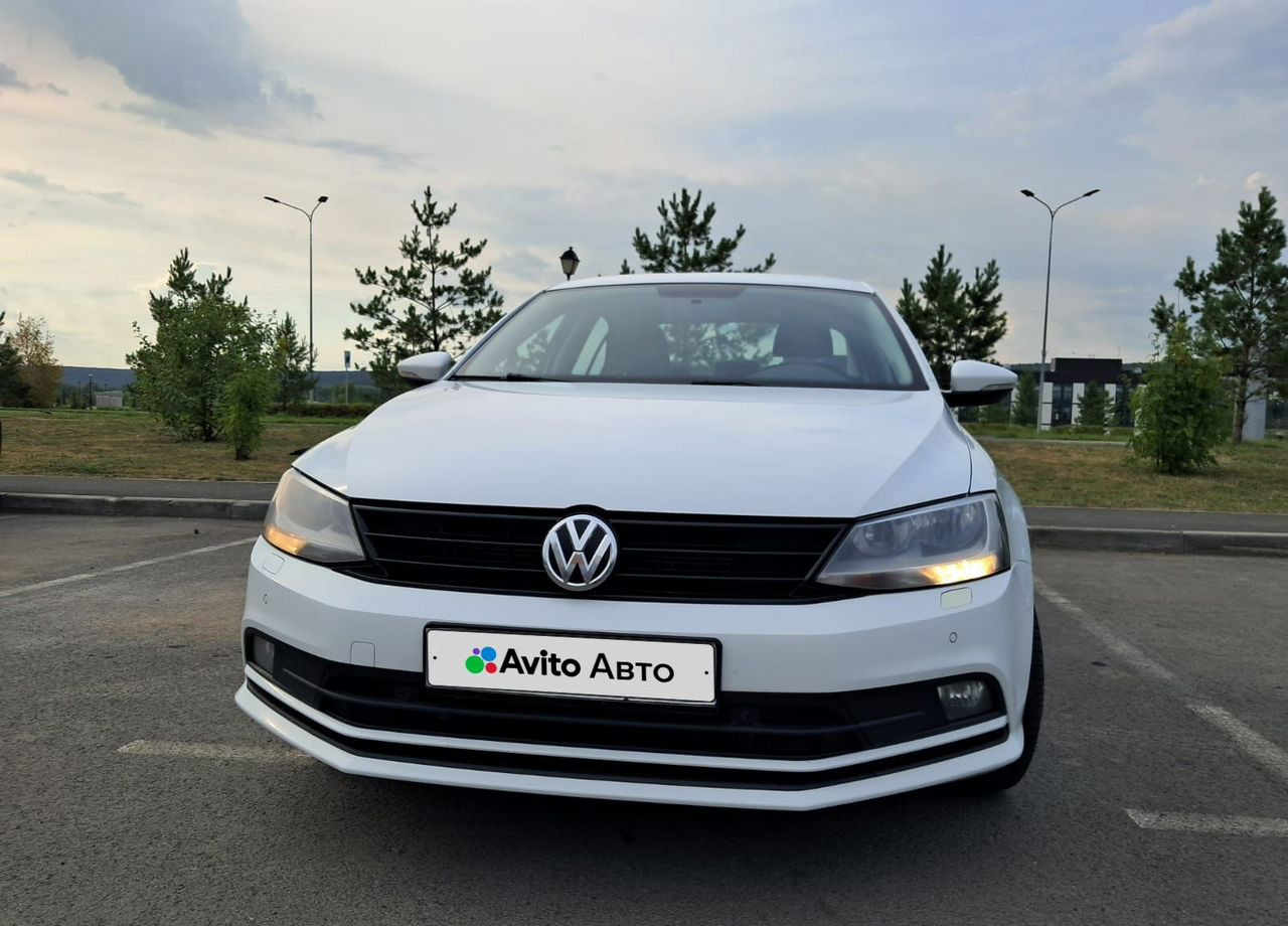 Volkswagen Jetta 1.6 AT, 2016, 184 297 км - Легковой автомобиль: фото 2 Volkswagen Jetta 1.6 AT, 2016, 184 297 км - Легковой автомобиль: фото 2