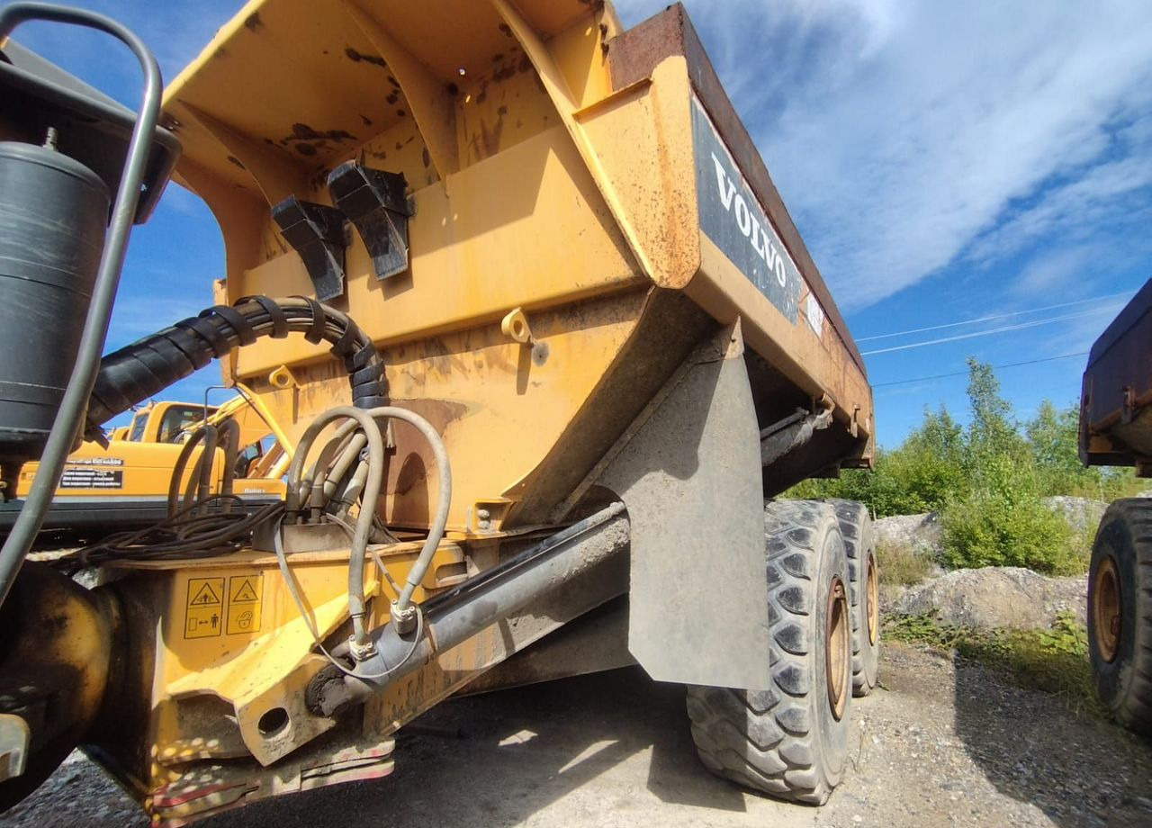 Сочленённый самосвал Volvo A35F: фото 8