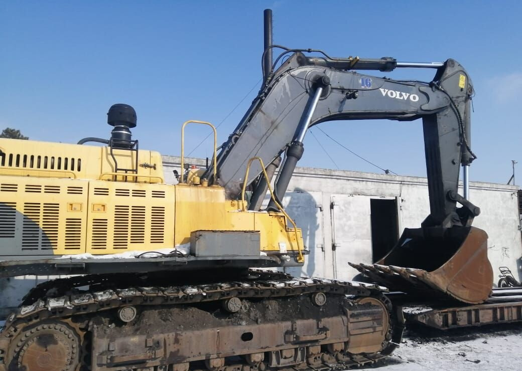 Volvo EC700B LC - Гусеничный экскаватор: фото 4 Volvo EC700B LC - Гусеничный экскаватор: фото 4