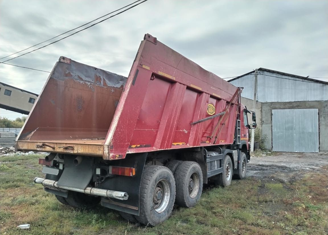 Самосвал Volvo FM Truck 8X4: фото 6 Самосвал Volvo FM Truck 8X4: фото 6