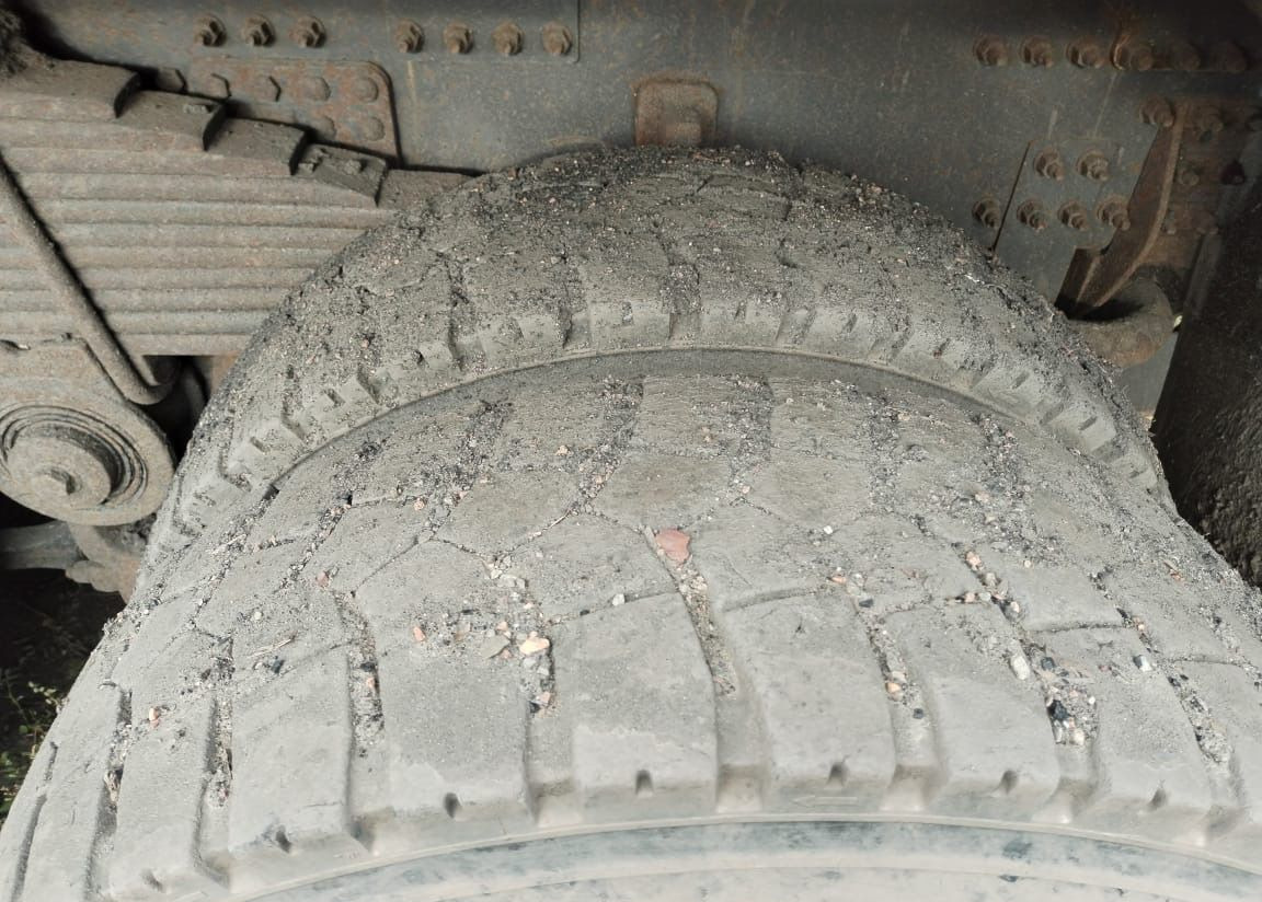 Самосвал Volvo FM Truck 8X4: фото 14 Самосвал Volvo FM Truck 8X4: фото 14