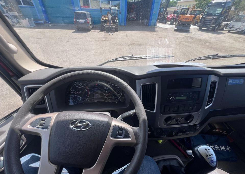 Новый Самосвал Hyundai Xcient: фото 11