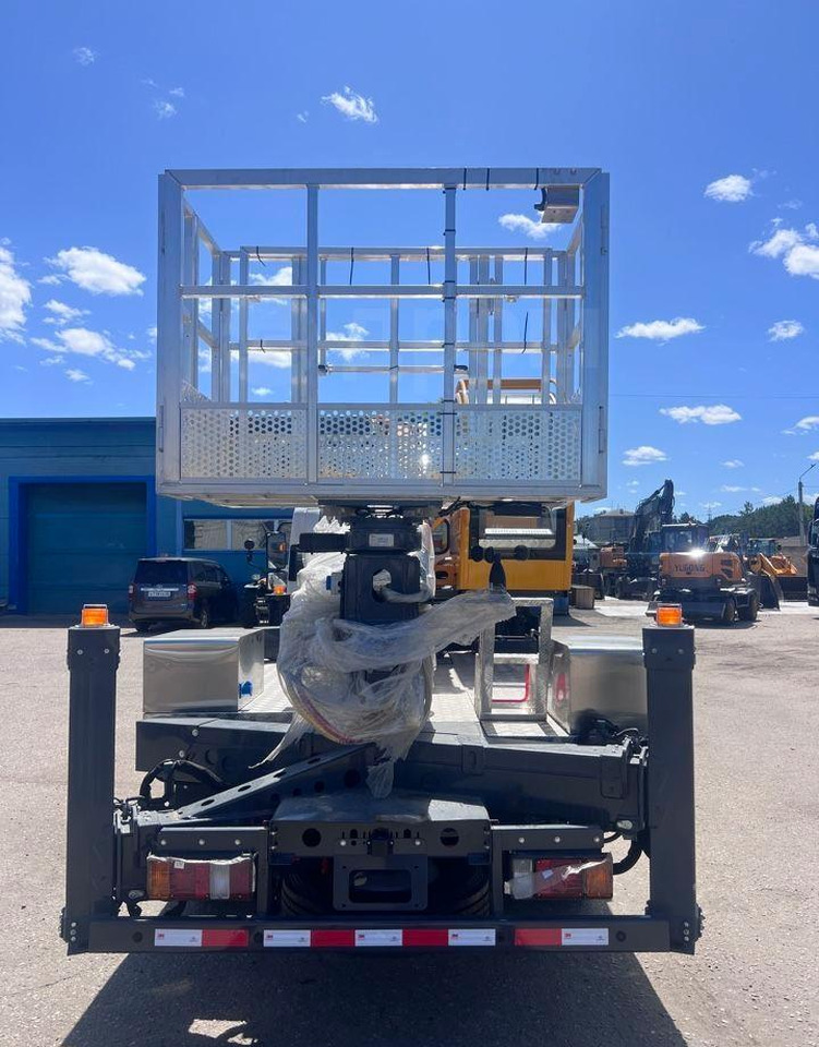 Новый Грузовик с подъемником Isuzu 100P: фото 8 Новый Грузовик с подъемником Isuzu 100P: фото 8