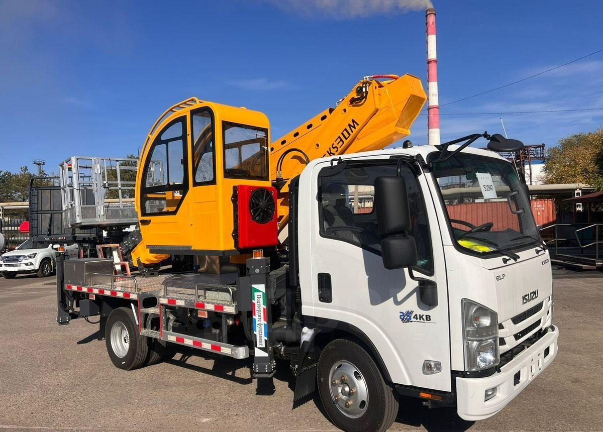 Isuzu 100P - Грузовик с подъемником: фото 1 Isuzu 100P - Грузовик с подъемником: фото 1