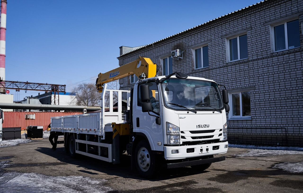 Isuzu Elf (N-series) - Грузовик бортовой/ Платформа, Автоманипулятор: фото 3 Isuzu Elf (N-series) - Грузовик бортовой/ Платформа, Автоманипулятор: фото 3