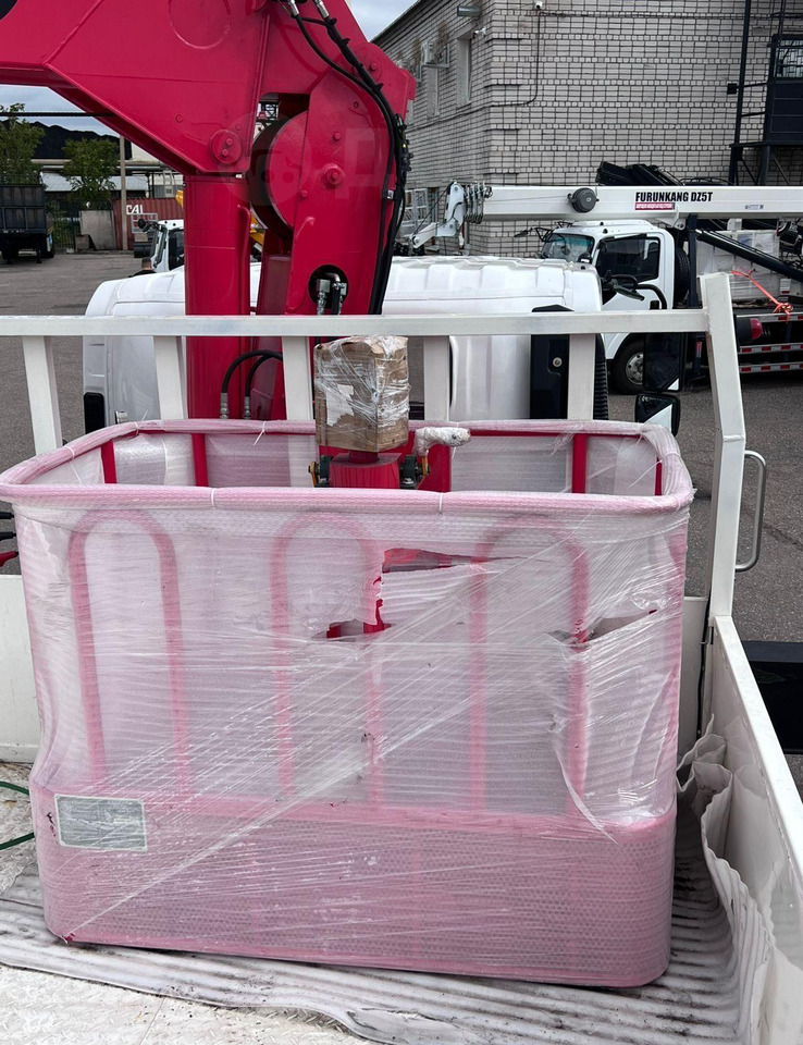 Новый Бортовой грузовик/ Платформа, Автоманипулятор Isuzu Elf: фото 8