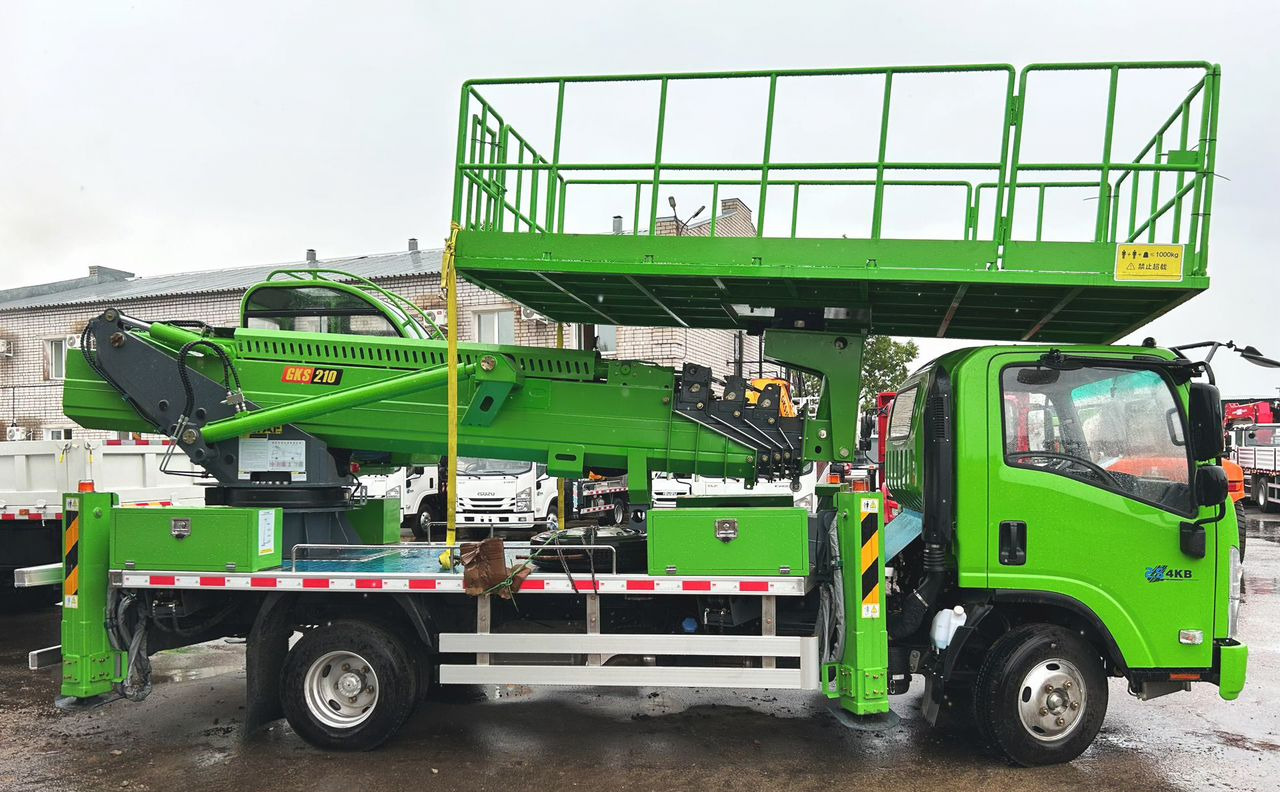 Новый Грузовик с подъемником Isuzu Elf: фото 7