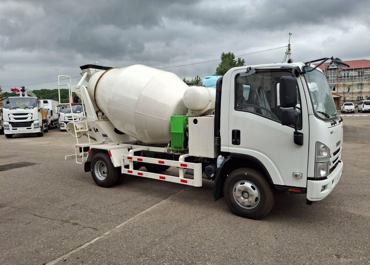Isuzu Elf - Автобетоносмеситель: фото 1 Isuzu Elf - Автобетоносмеситель: фото 1