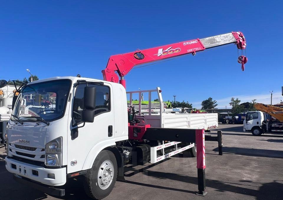 Isuzu Elf - Автоманипулятор: фото 1 Isuzu Elf - Автоманипулятор: фото 1