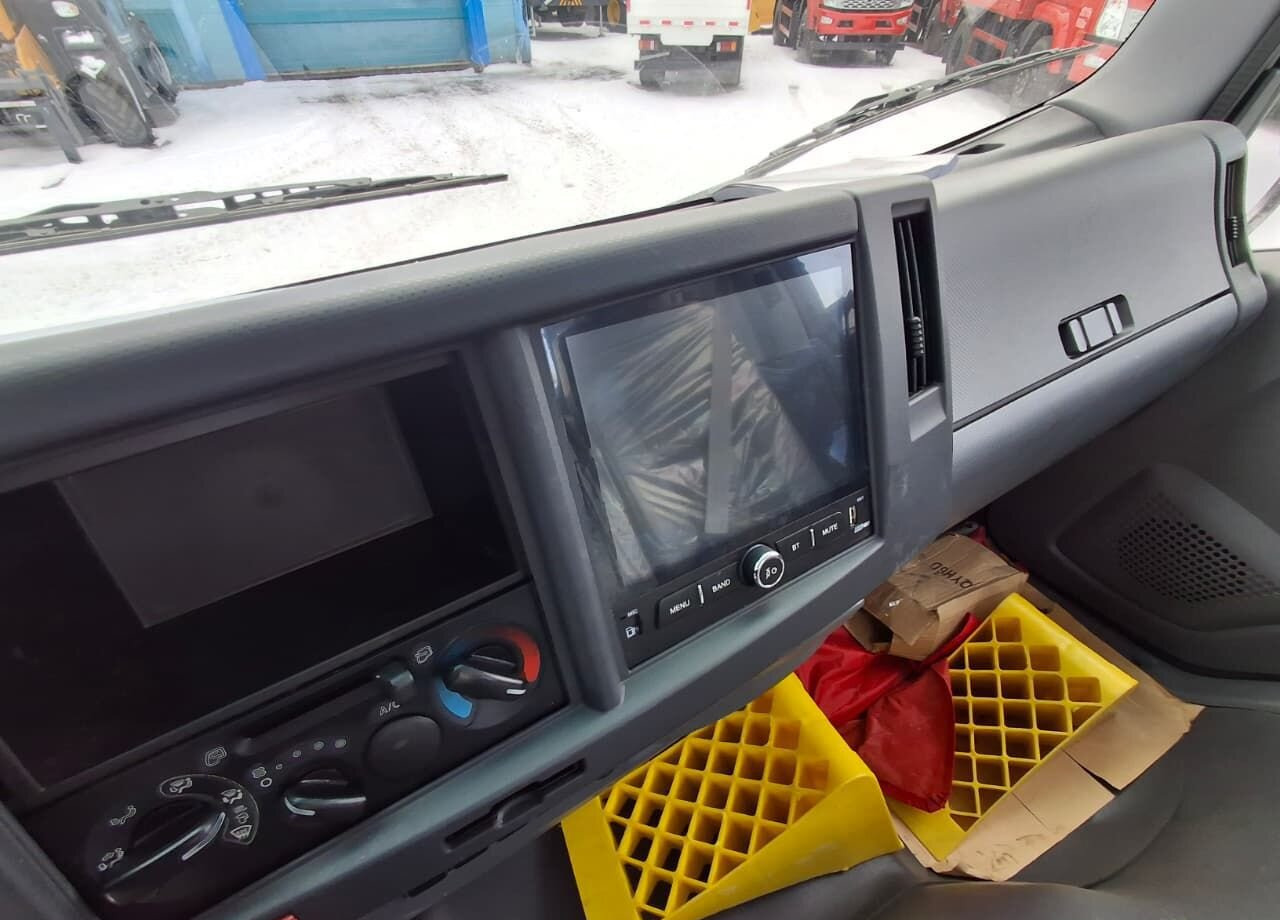 Новый Грузовик бортовой/ Платформа, Автоманипулятор Isuzu Elf: фото 9 Новый Грузовик бортовой/ Платформа, Автоманипулятор Isuzu Elf: фото 9