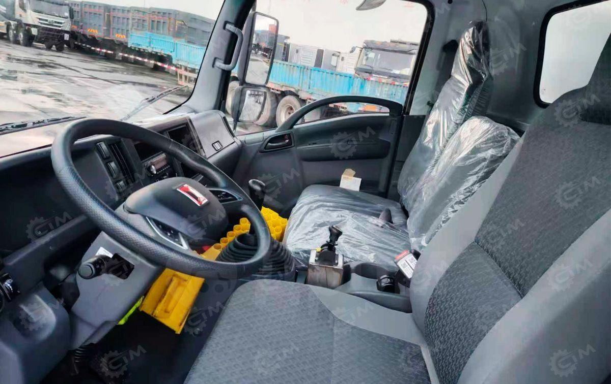 Isuzu Elf - Самосвал: фото 5 Isuzu Elf - Самосвал: фото 5