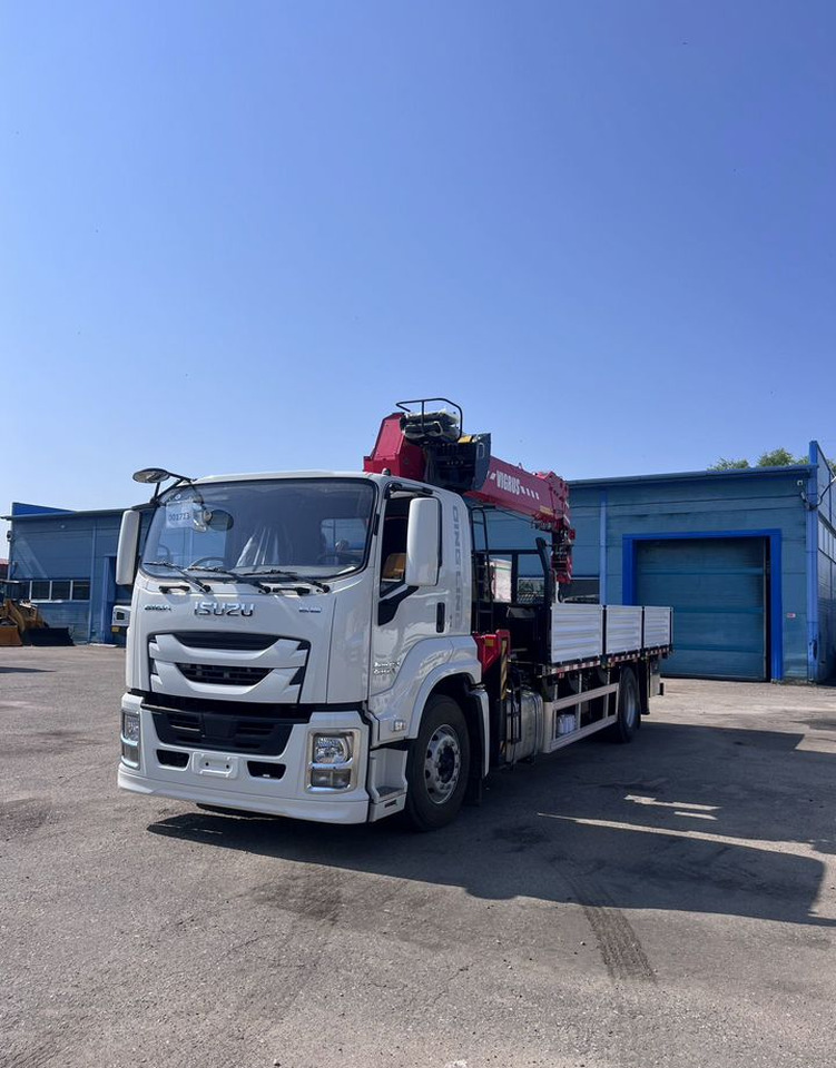 Isuzu Giga (C-series) - Грузовик бортовой/ Платформа, Автоманипулятор: фото 1 Isuzu Giga (C-series) - Грузовик бортовой/ Платформа, Автоманипулятор: фото 1