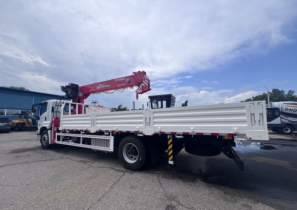 Новый Грузовик бортовой/ Платформа, Автоманипулятор Isuzu Giga (C-series): фото 20